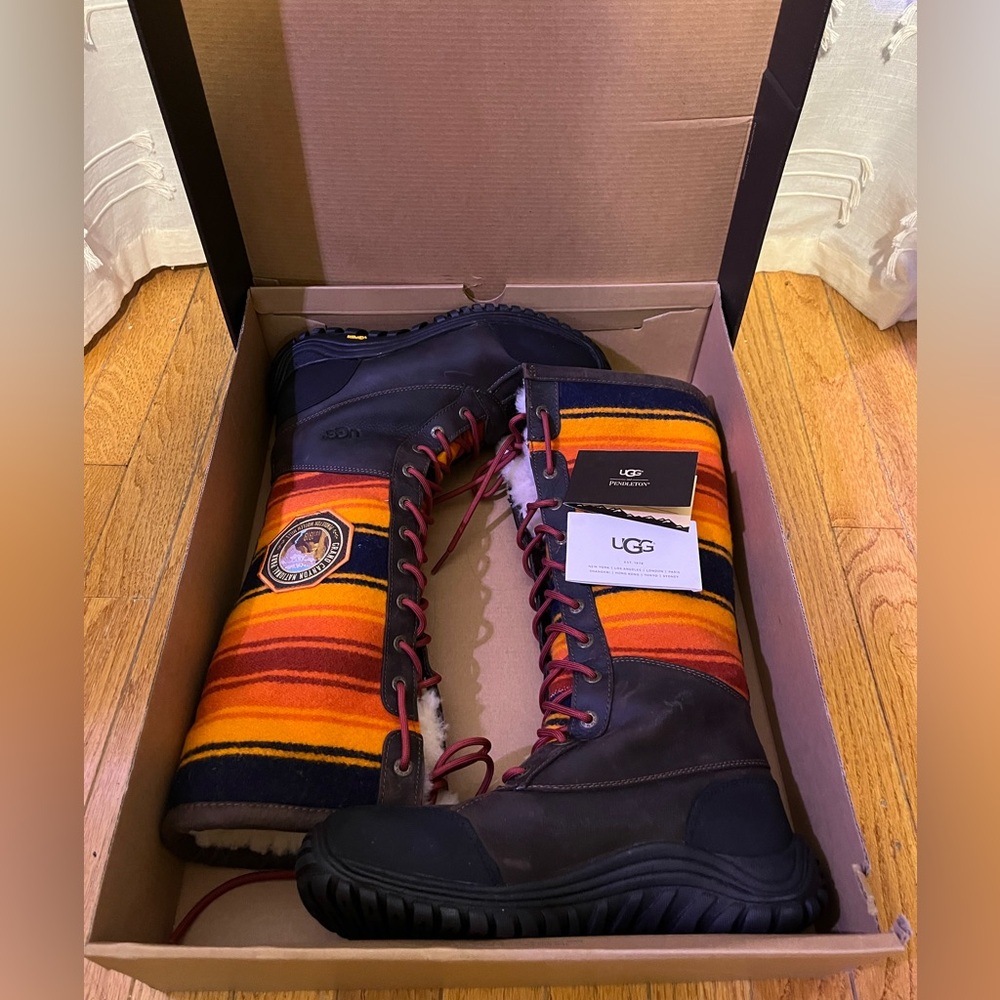 UGG Pendleton Ltd. Edition Adirondack Grand Canyon Boots, Tall 9, NWB Orig $350 - Picture 14 of 14